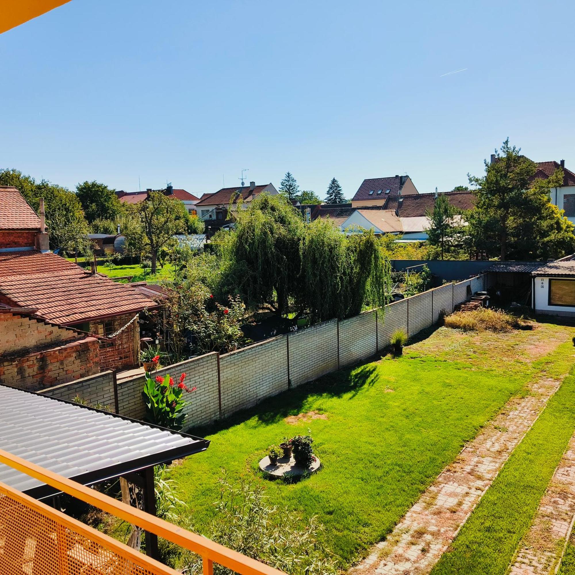 Cervena Cesta Apartment Kunovice ภายนอก รูปภาพ